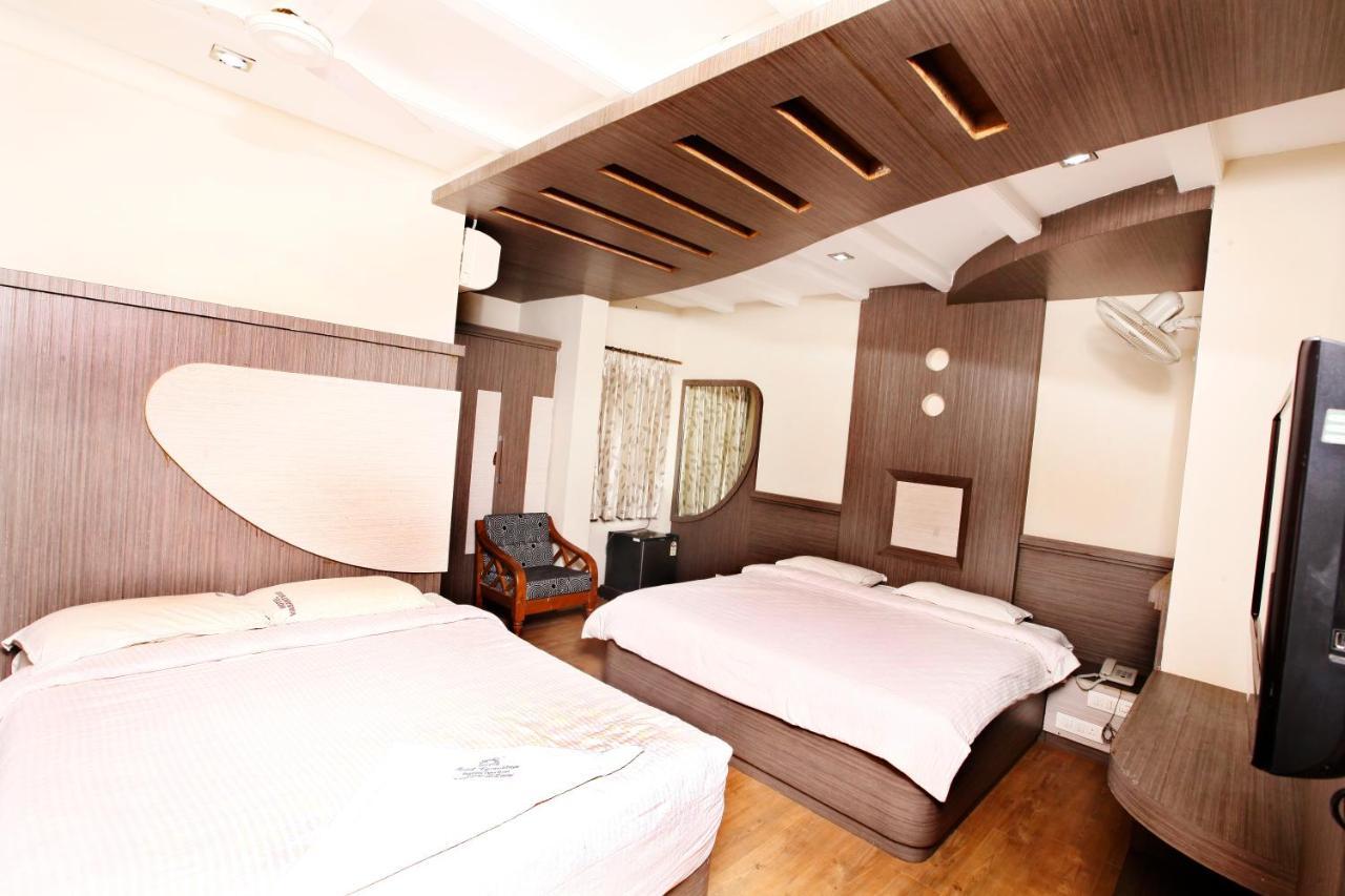 Hotel Vasantham Коимбатур Экстерьер фото